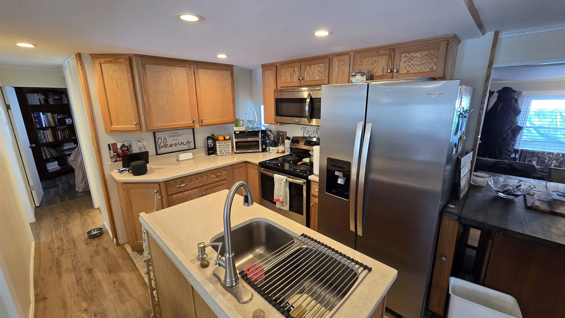 19 West Stearns Avenue Hooksett NH 03106