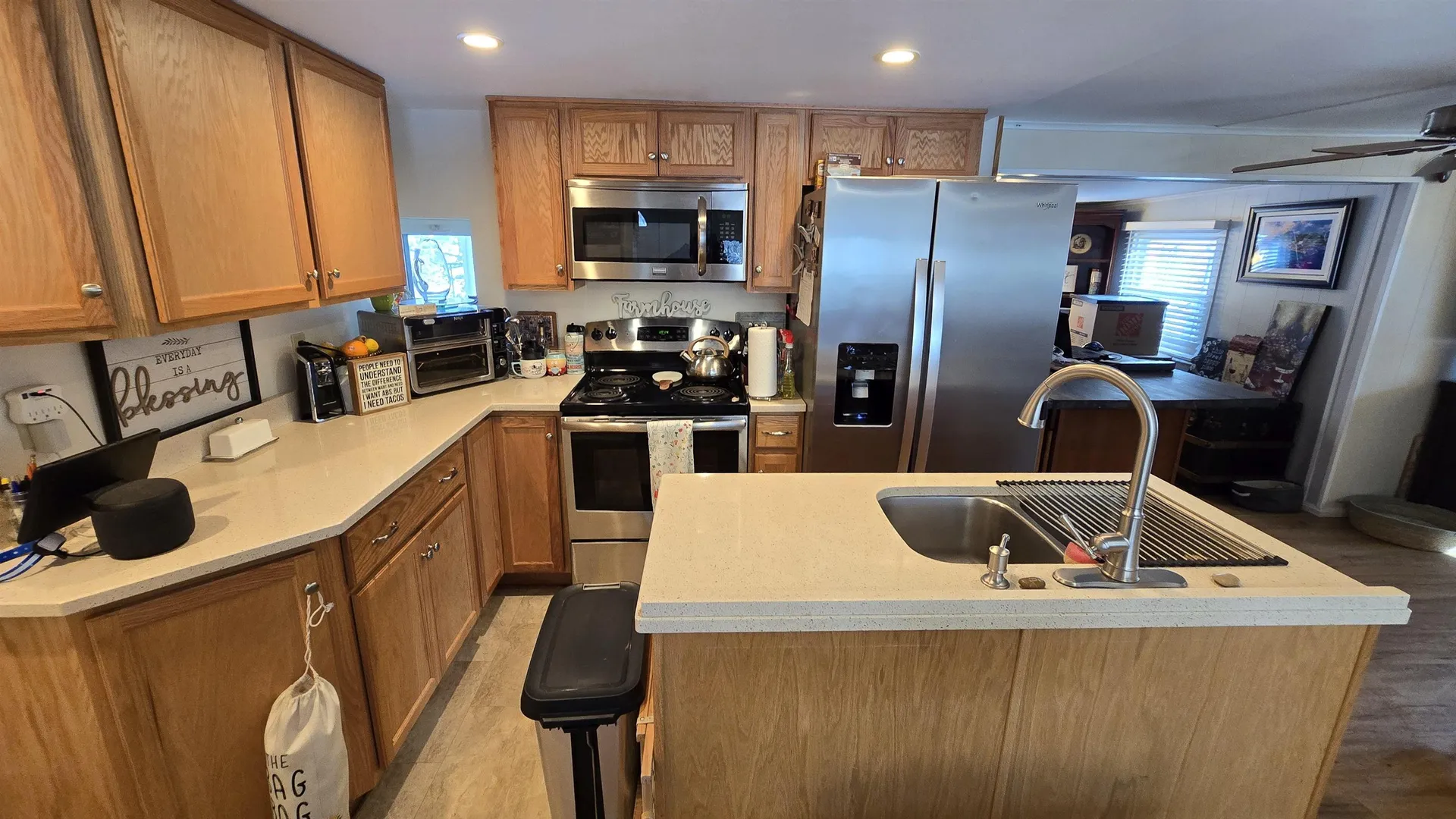 19 West Stearns Avenue Hooksett NH 03106