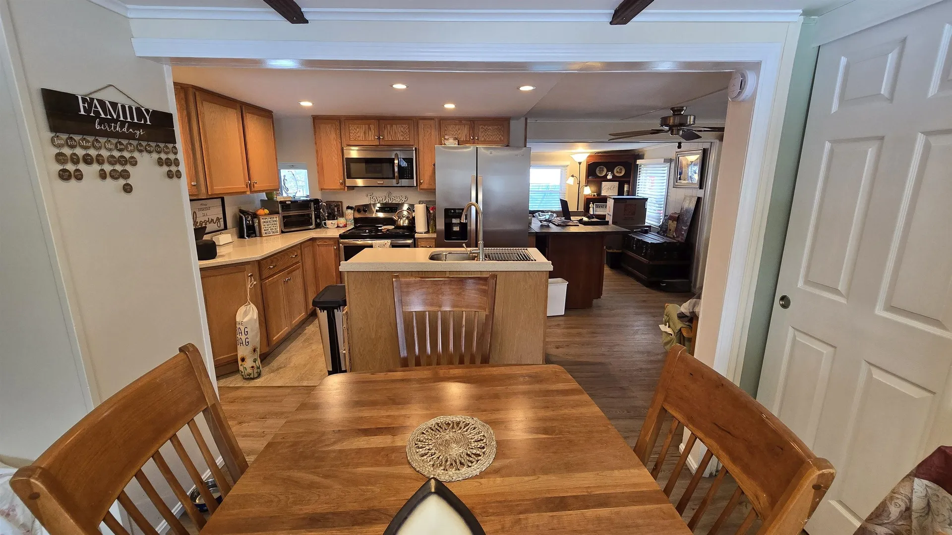 19 West Stearns Avenue Hooksett NH 03106