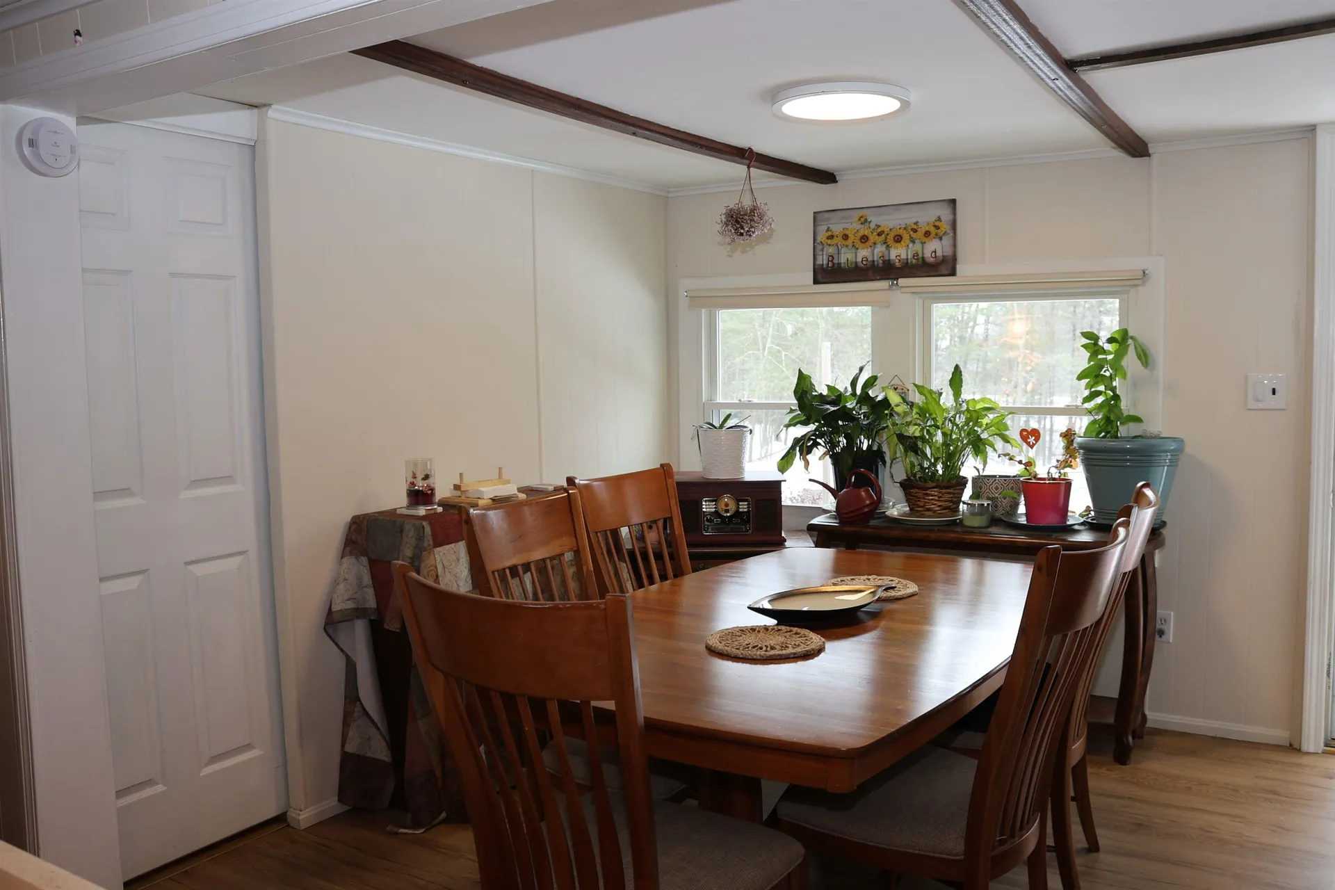 19 West Stearns Avenue Hooksett NH 03106