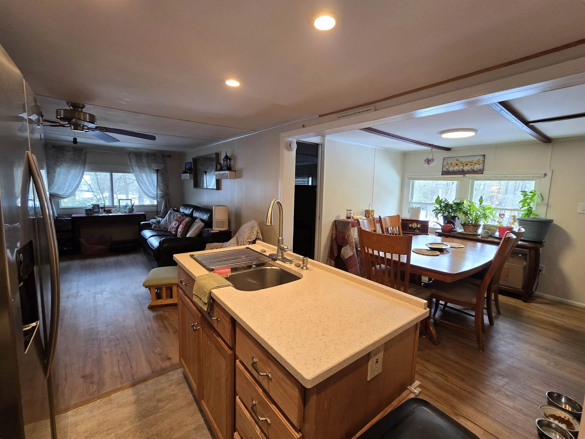 19 West Stearns Avenue Hooksett NH 03106