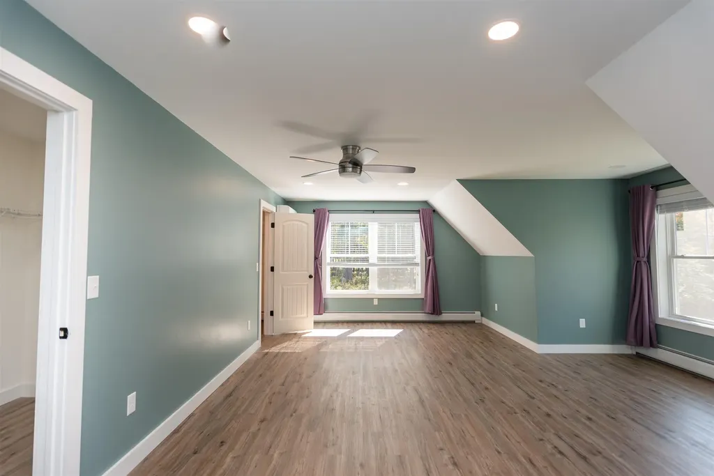 1029 Route 103a New London NH 03257