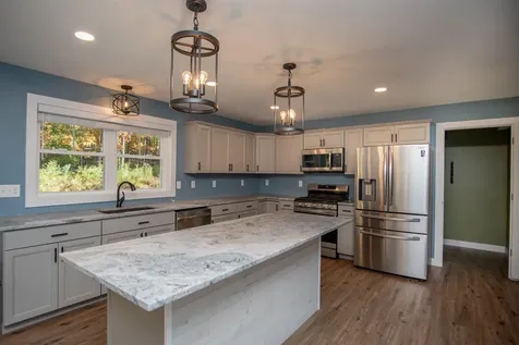 1029 Route 103a New London NH 03257