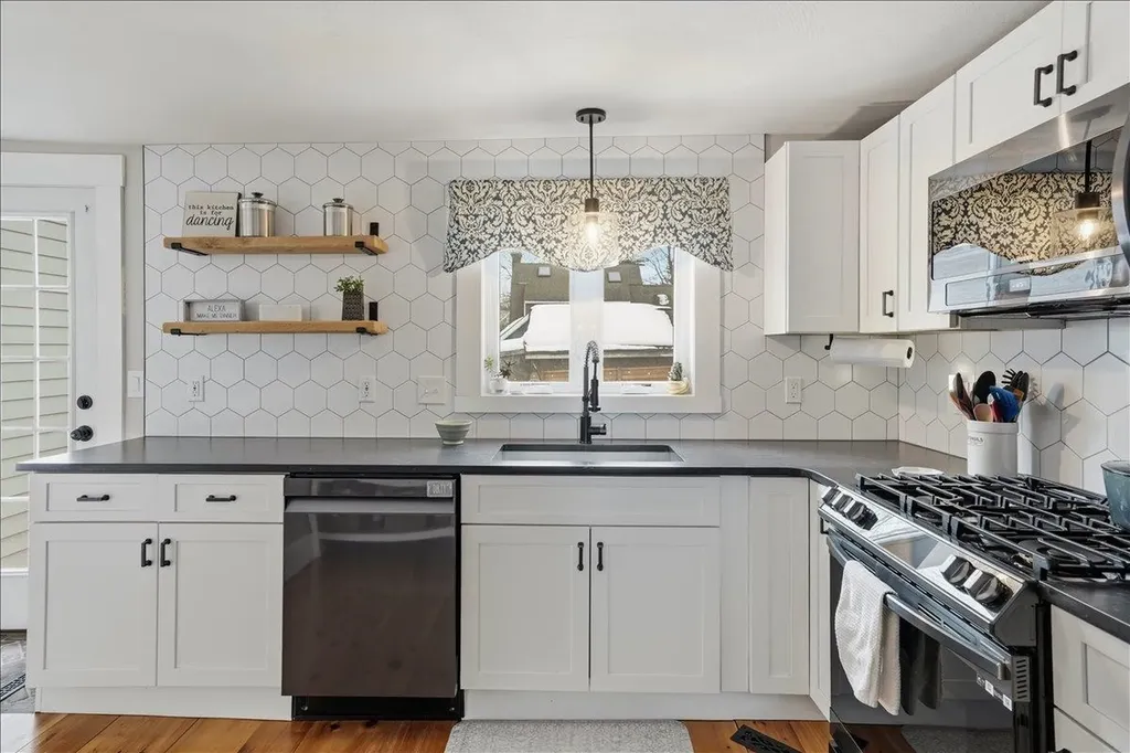 11 Myrtle Street Milford NH 03055