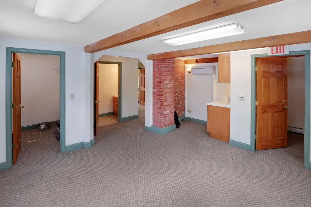 55 Smith Bridge Road Plymouth NH 03264