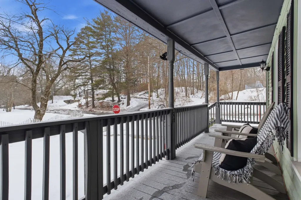 25 Wyman Street Derry NH 03038