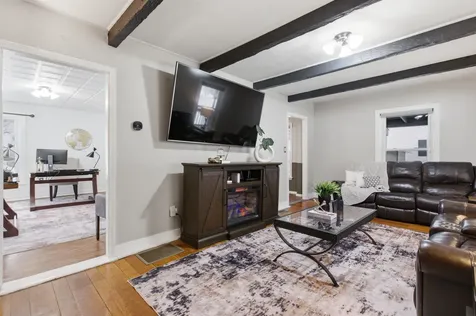 25 Wyman Street Derry NH 03038