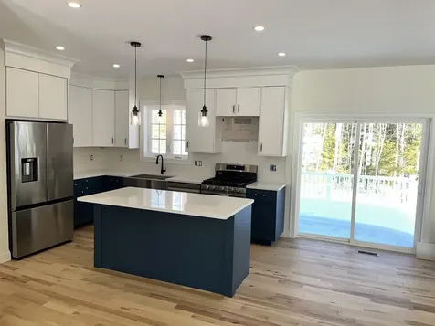 25 Blaisdell Court Raymond NH 03077