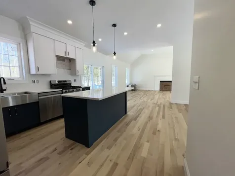 25 Blaisdell Court Raymond NH 03077