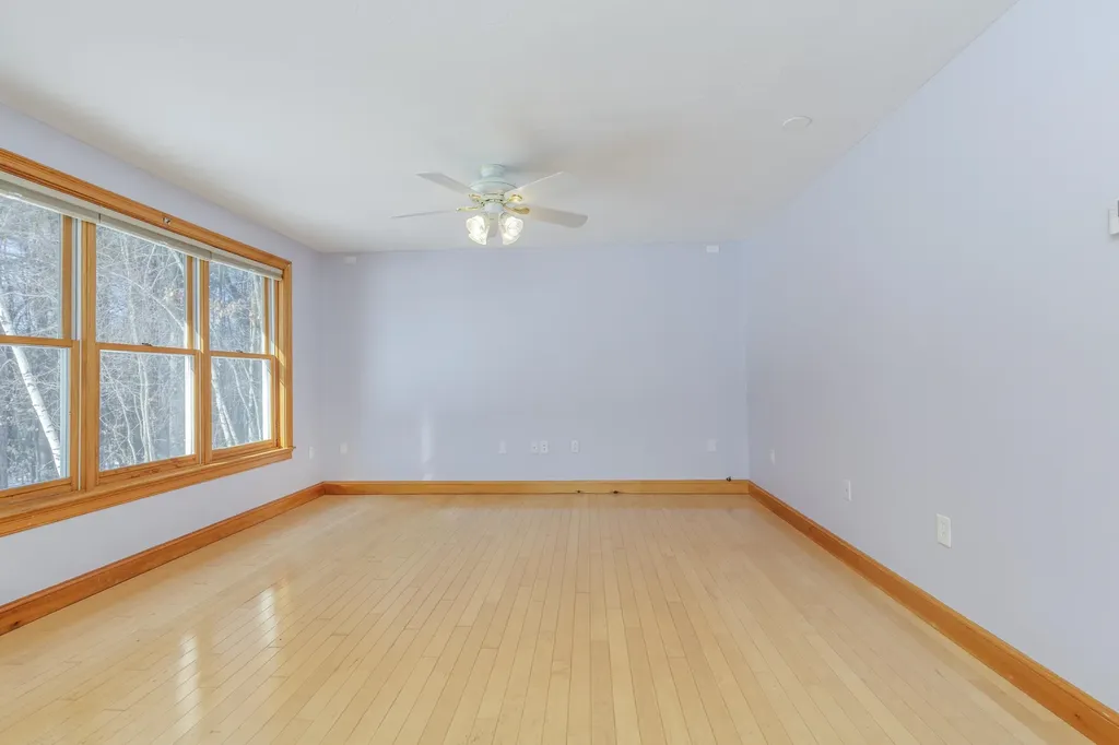 762 Robinson Road Pembroke NH 03275