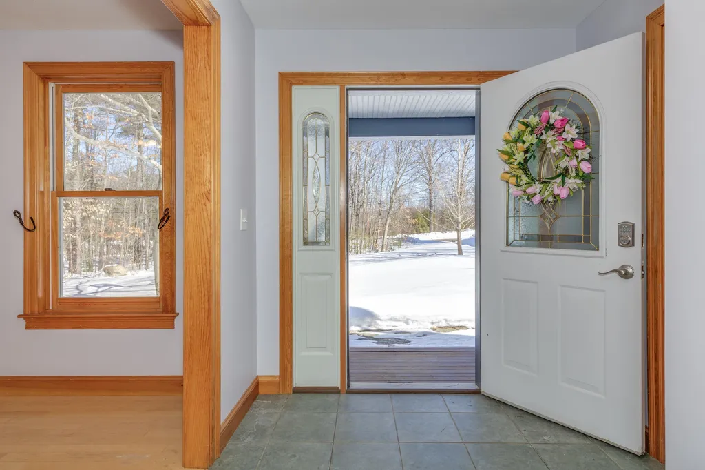 762 Robinson Road Pembroke NH 03275