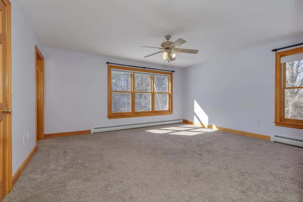 762 Robinson Road Pembroke NH 03275