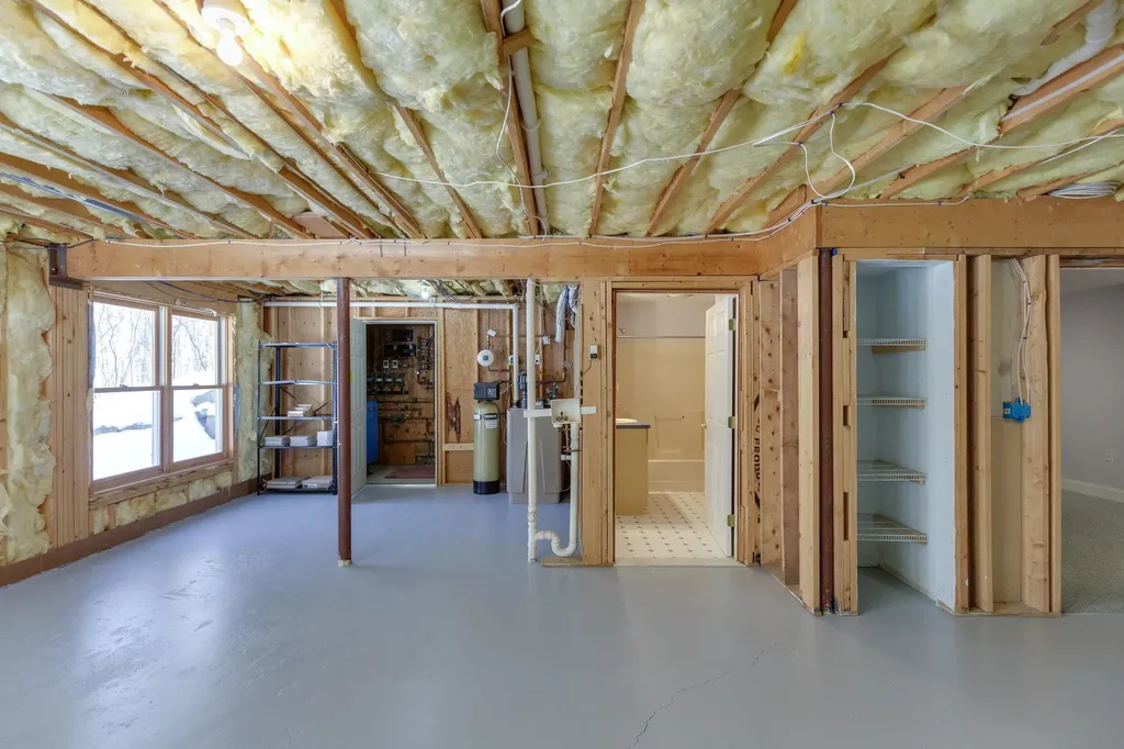 762 Robinson Road Pembroke NH 03275