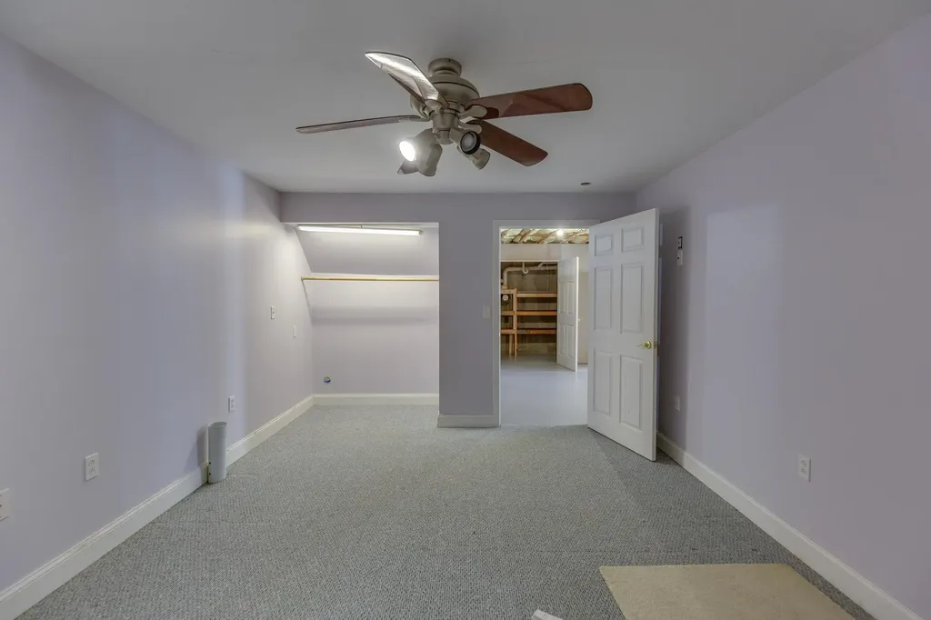 762 Robinson Road Pembroke NH 03275