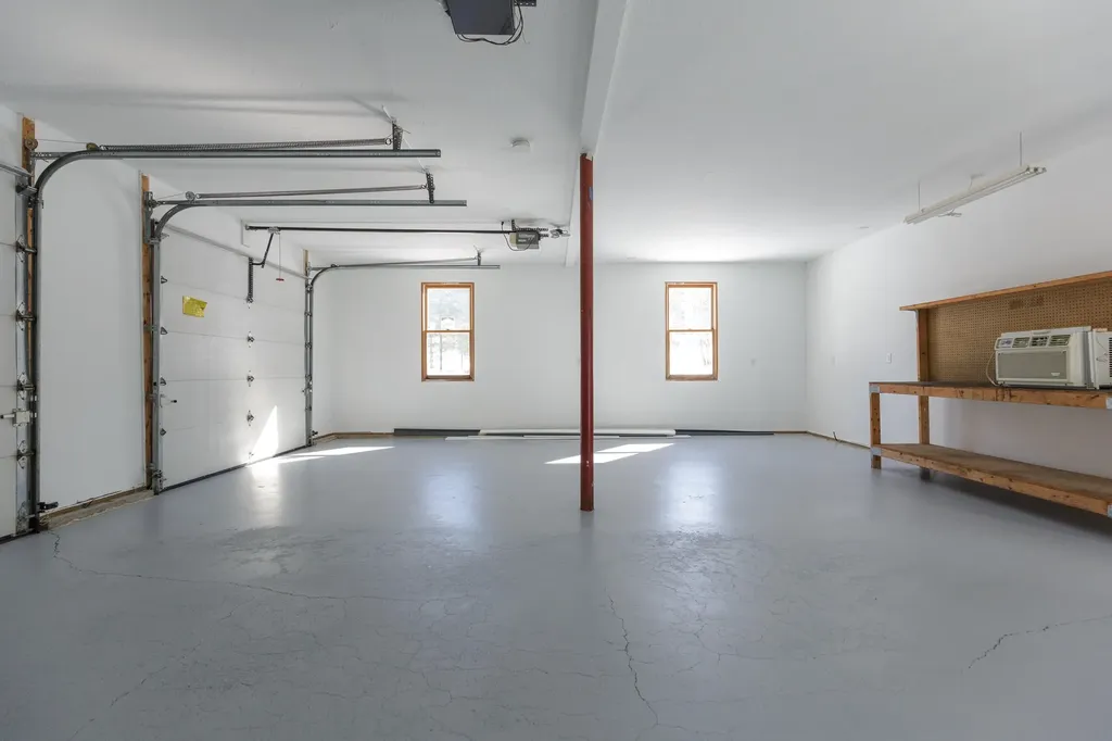 762 Robinson Road Pembroke NH 03275