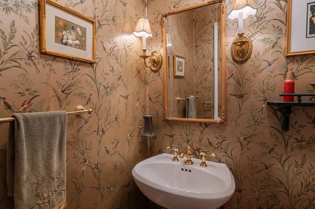 84 Edward Isham Drive Manchester VT 05255