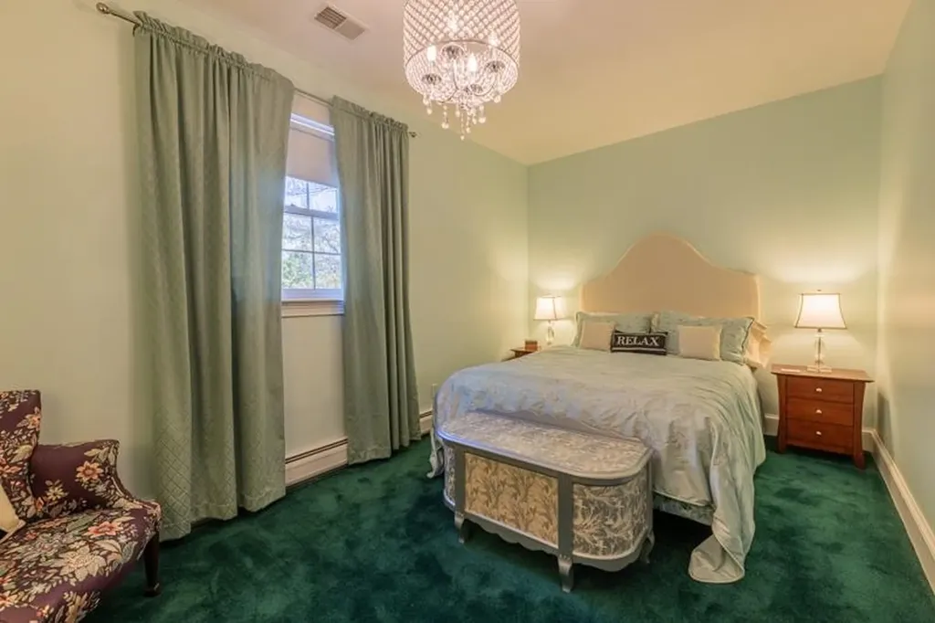 84 Edward Isham Drive Manchester VT 05255