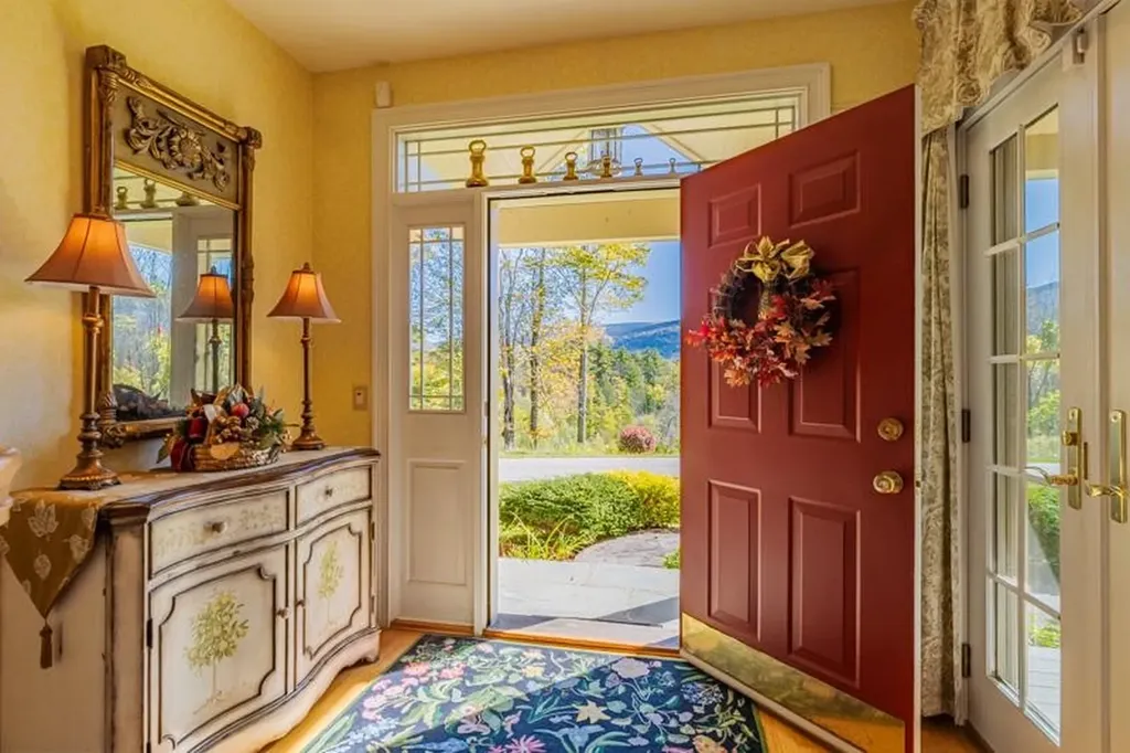 84 Edward Isham Drive Manchester VT 05255