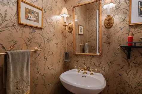 84 Edward Isham Drive Manchester VT 05255