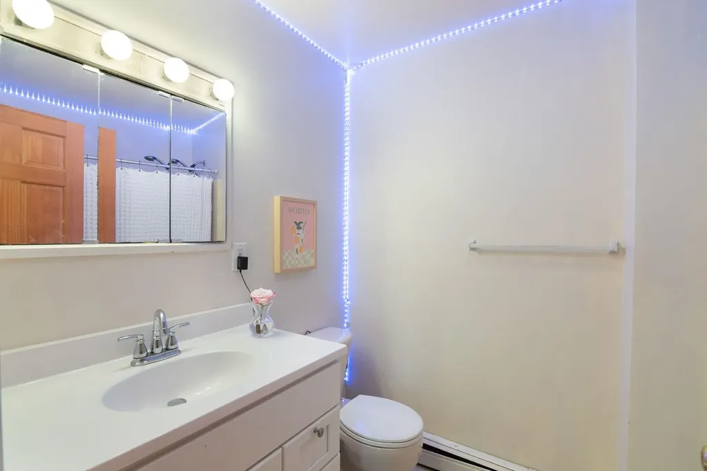 135 Country Hill Brattleboro VT 05301