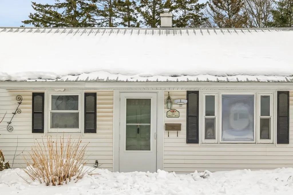 22 Mills Avenue South Burlington VT 05403