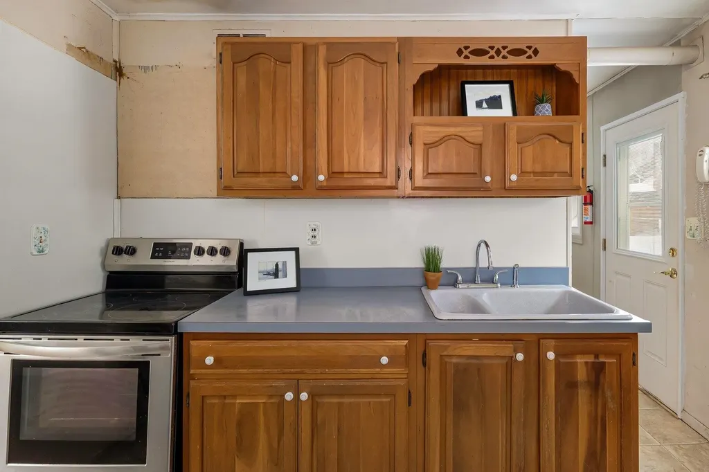 22 Mills Avenue South Burlington VT 05403