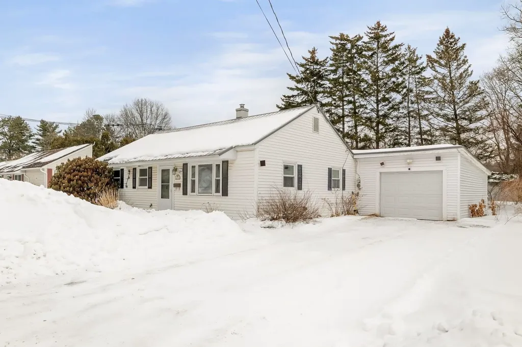 22 Mills Avenue South Burlington VT 05403