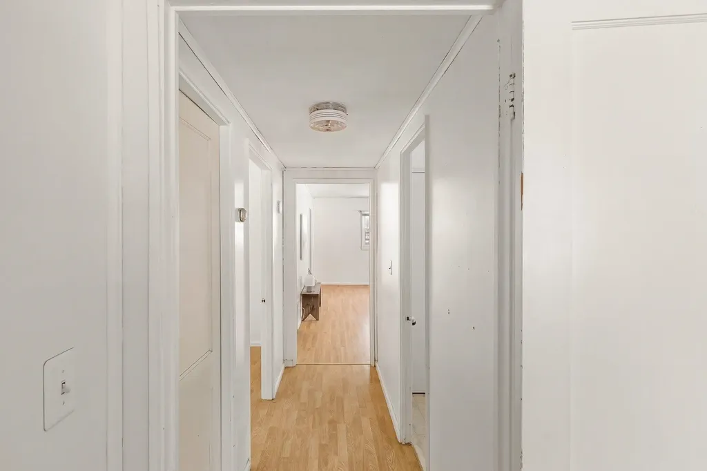 22 Mills Avenue South Burlington VT 05403