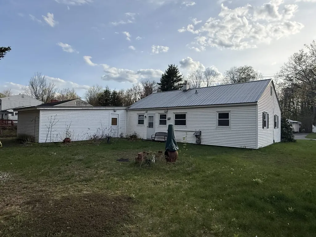 22 Mills Avenue South Burlington VT 05403