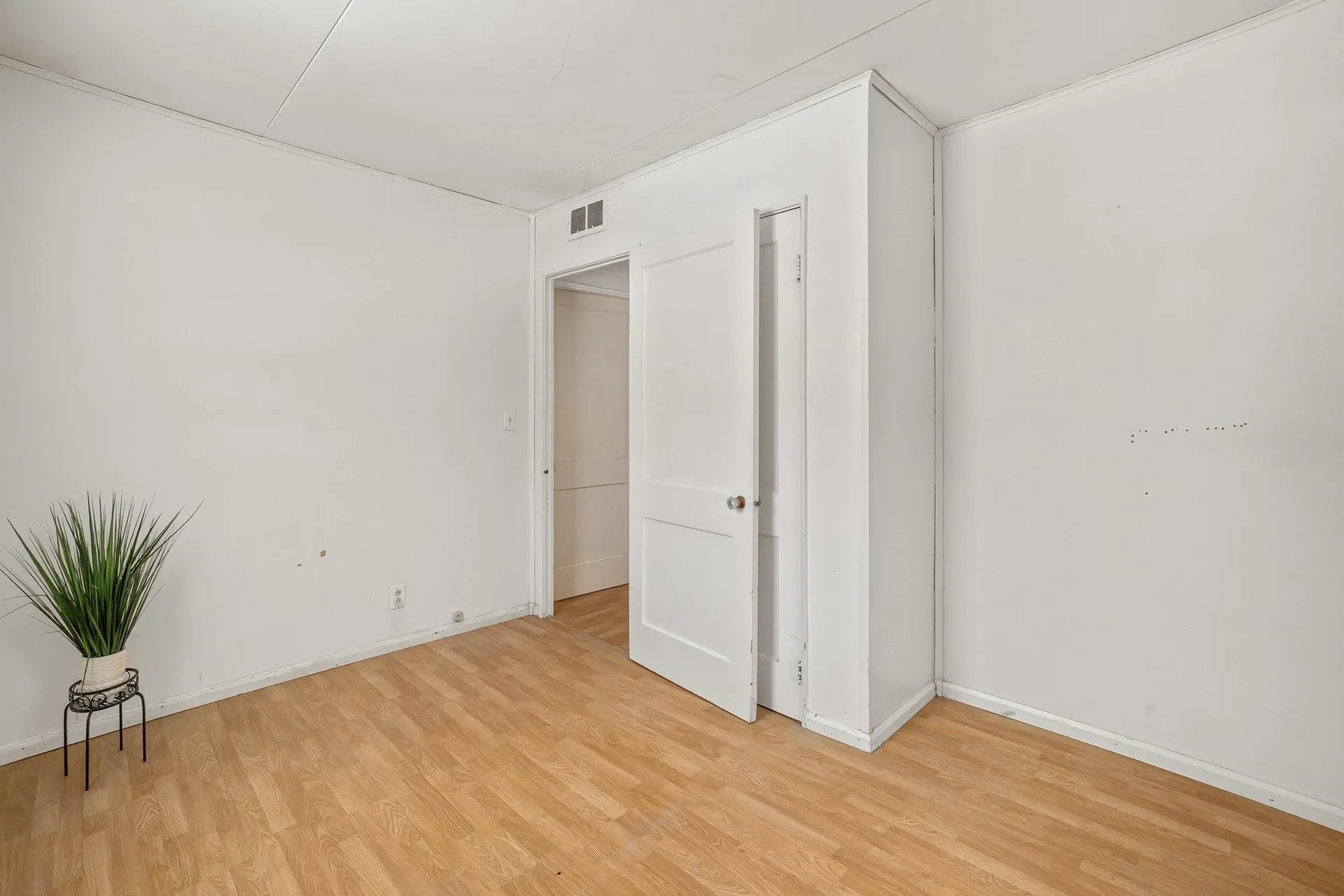 22 Mills Avenue South Burlington VT 05403