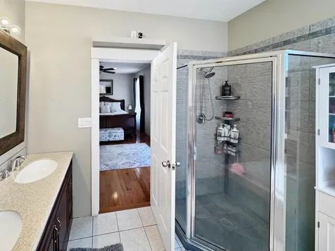 8 Dulcies Point Road Kingston NH 03848