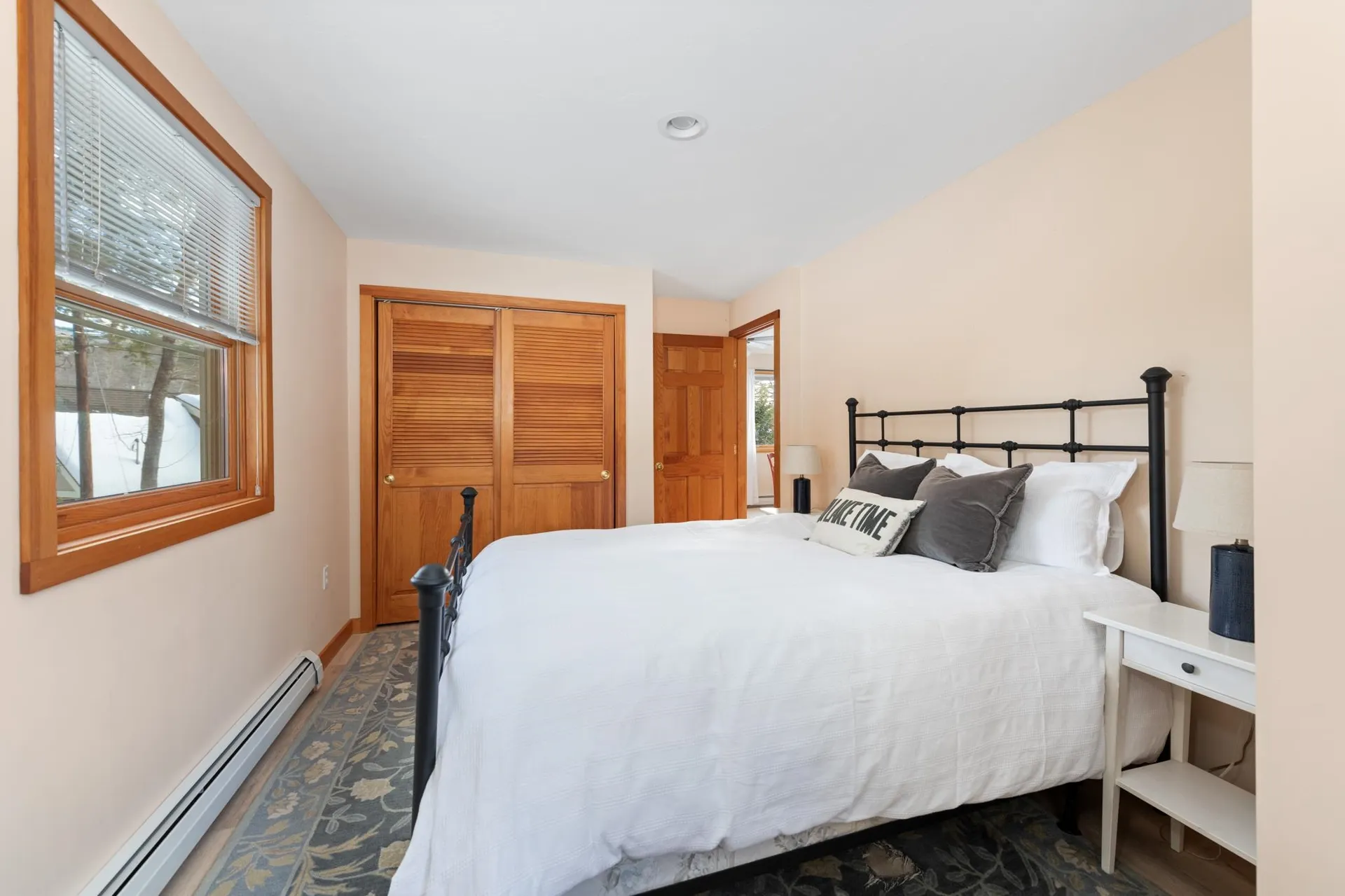 22 Crescent Lane Hebron NH 03241