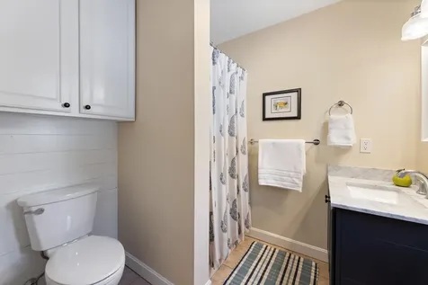 22 Crescent Lane Hebron NH 03241