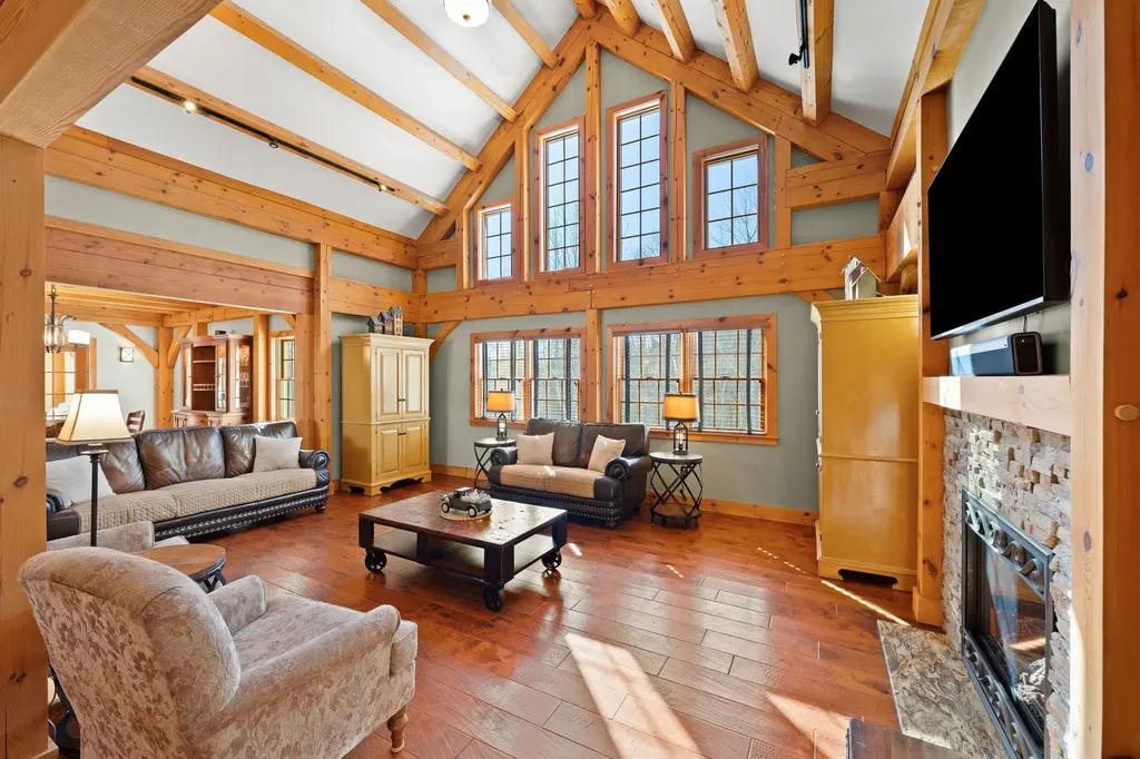 172 South Road Deerfield NH 03037