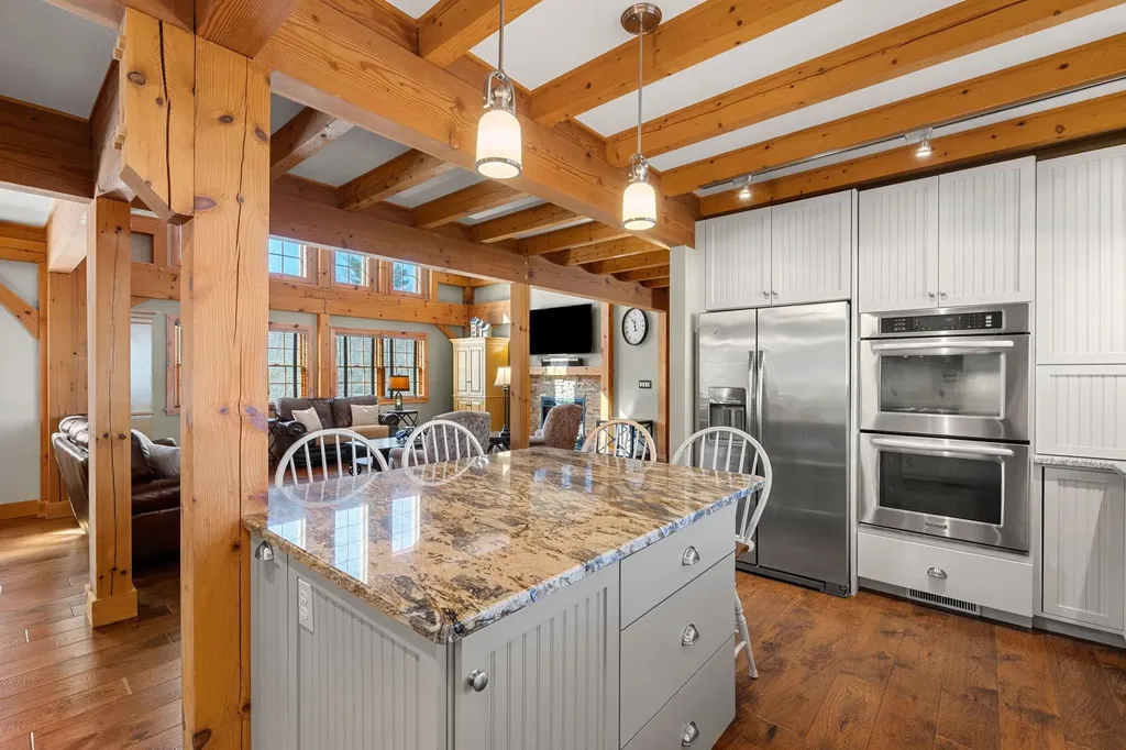 172 South Road Deerfield NH 03037