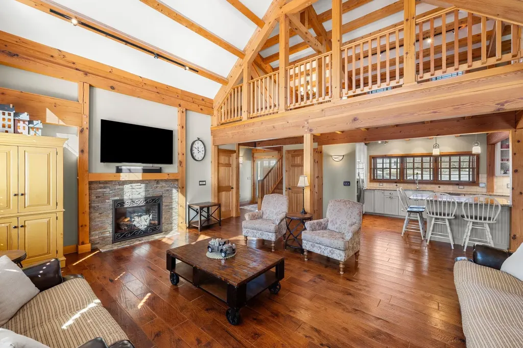 172 South Road Deerfield NH 03037