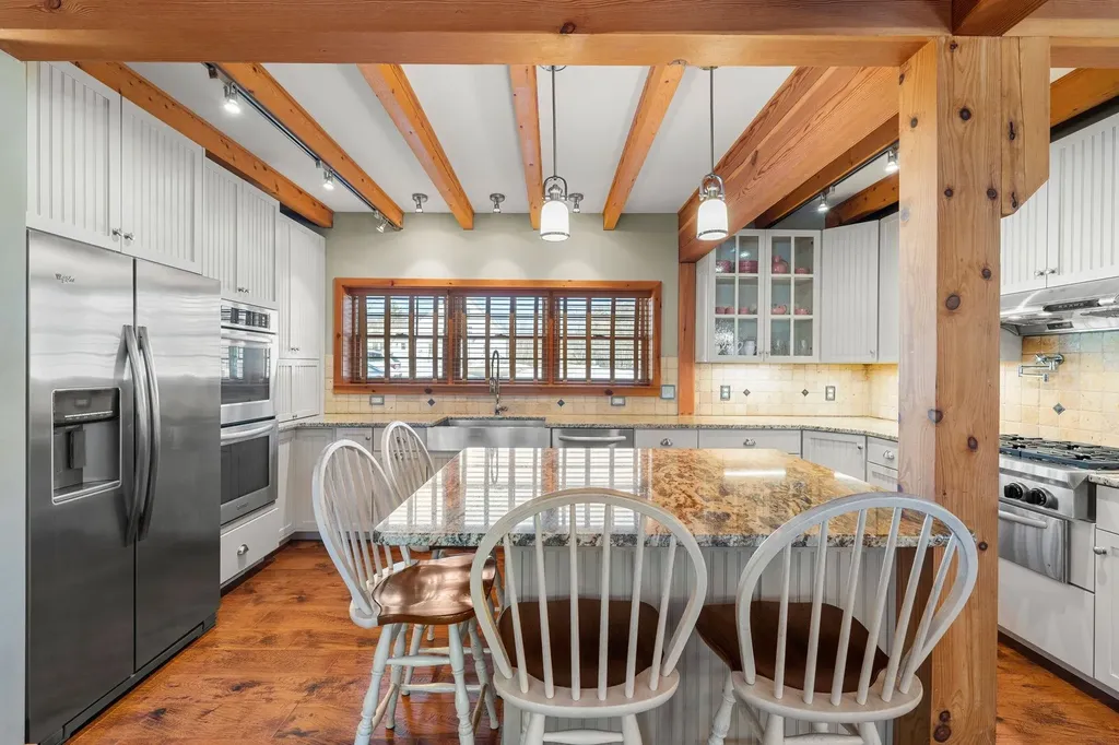 172 South Road Deerfield NH 03037