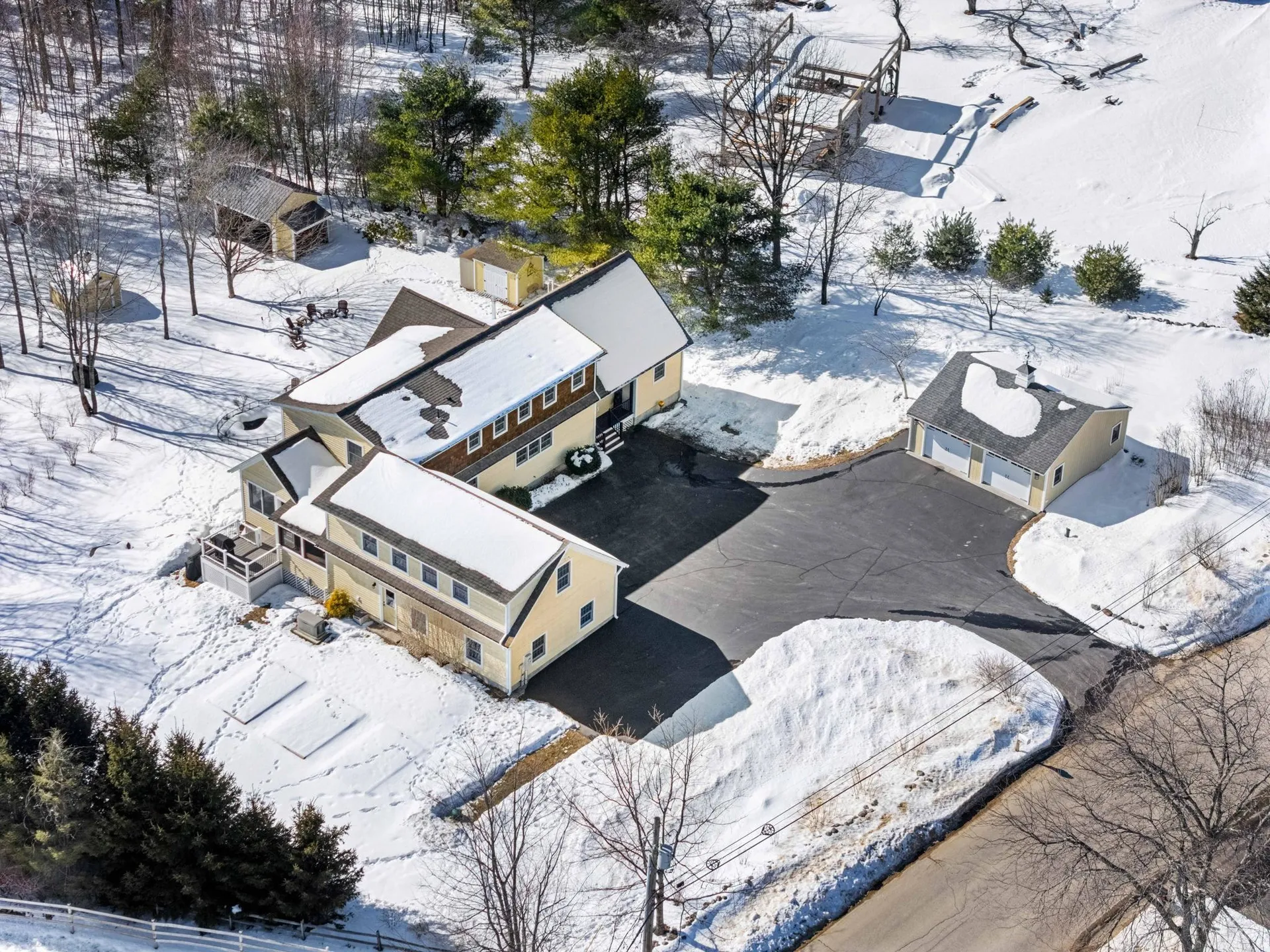 172 South Road Deerfield NH 03037