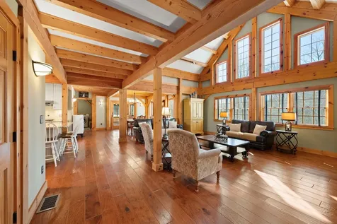 172 South Road Deerfield NH 03037