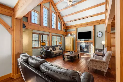 172 South Road Deerfield NH 03037