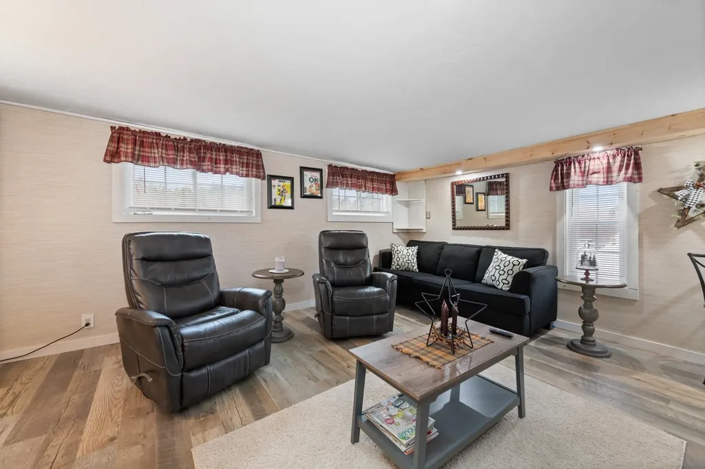 193 New Hebron Road Plymouth NH 03264