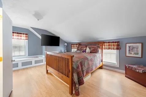 193 New Hebron Road Plymouth NH 03264