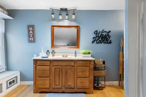 193 New Hebron Road Plymouth NH 03264