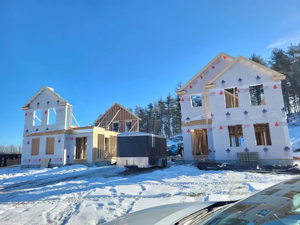 30 B Windsor Lane Hudson NH 03051