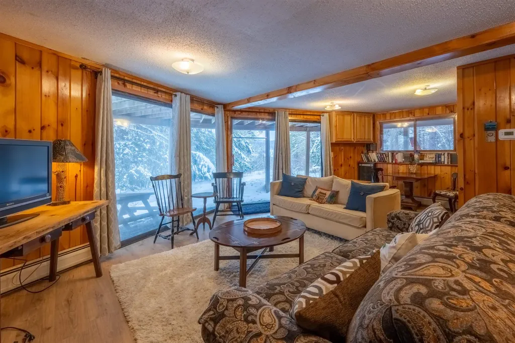 295 Taft Family Road Hartford VT 05059