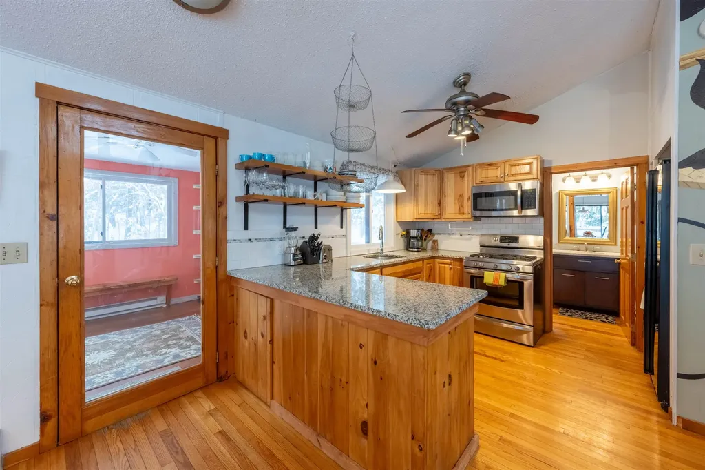 295 Taft Family Road Hartford VT 05059