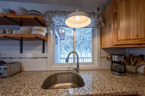 295 Taft Family Road Hartford VT 05059