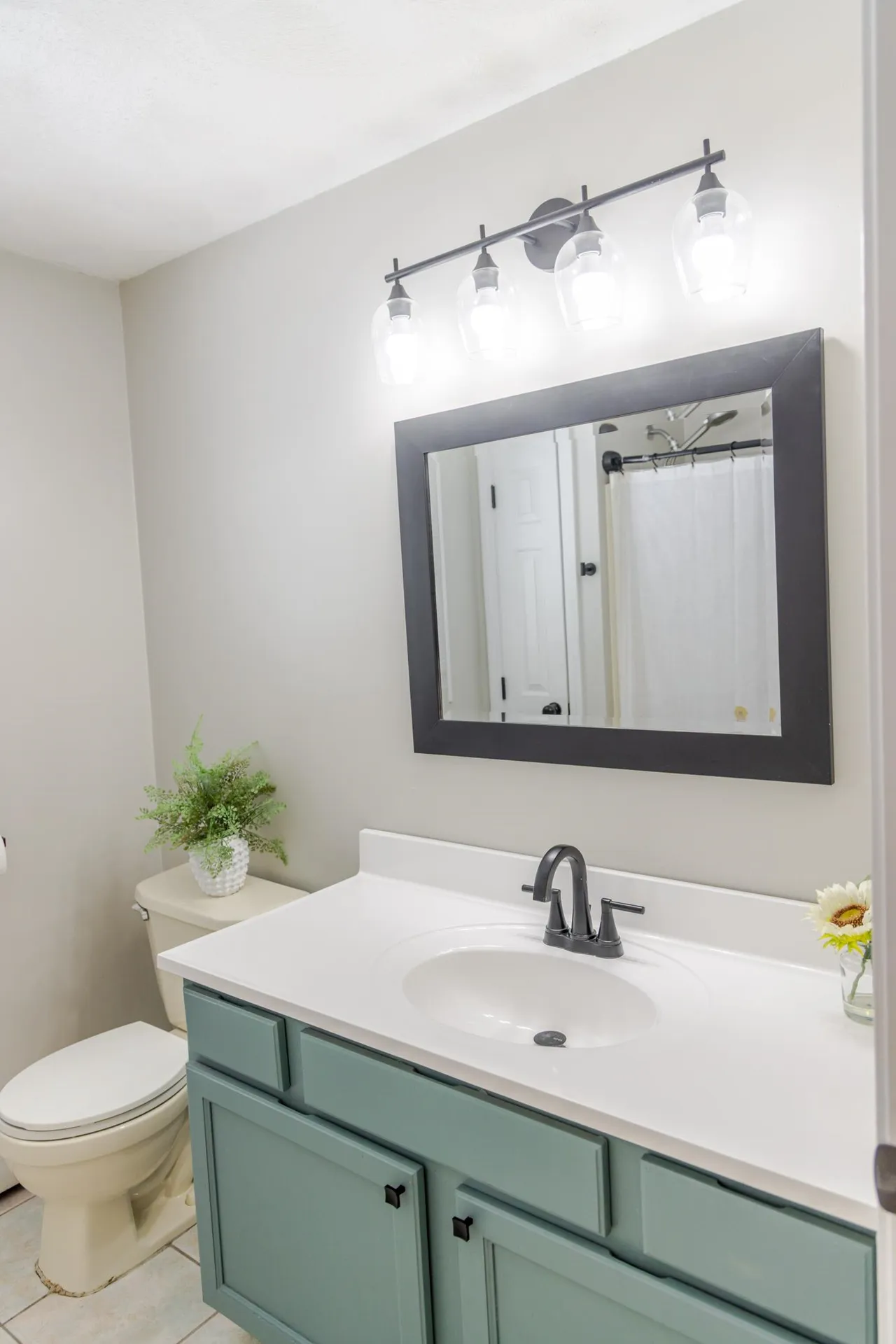 10 Rowe Drive Fremont NH 03044