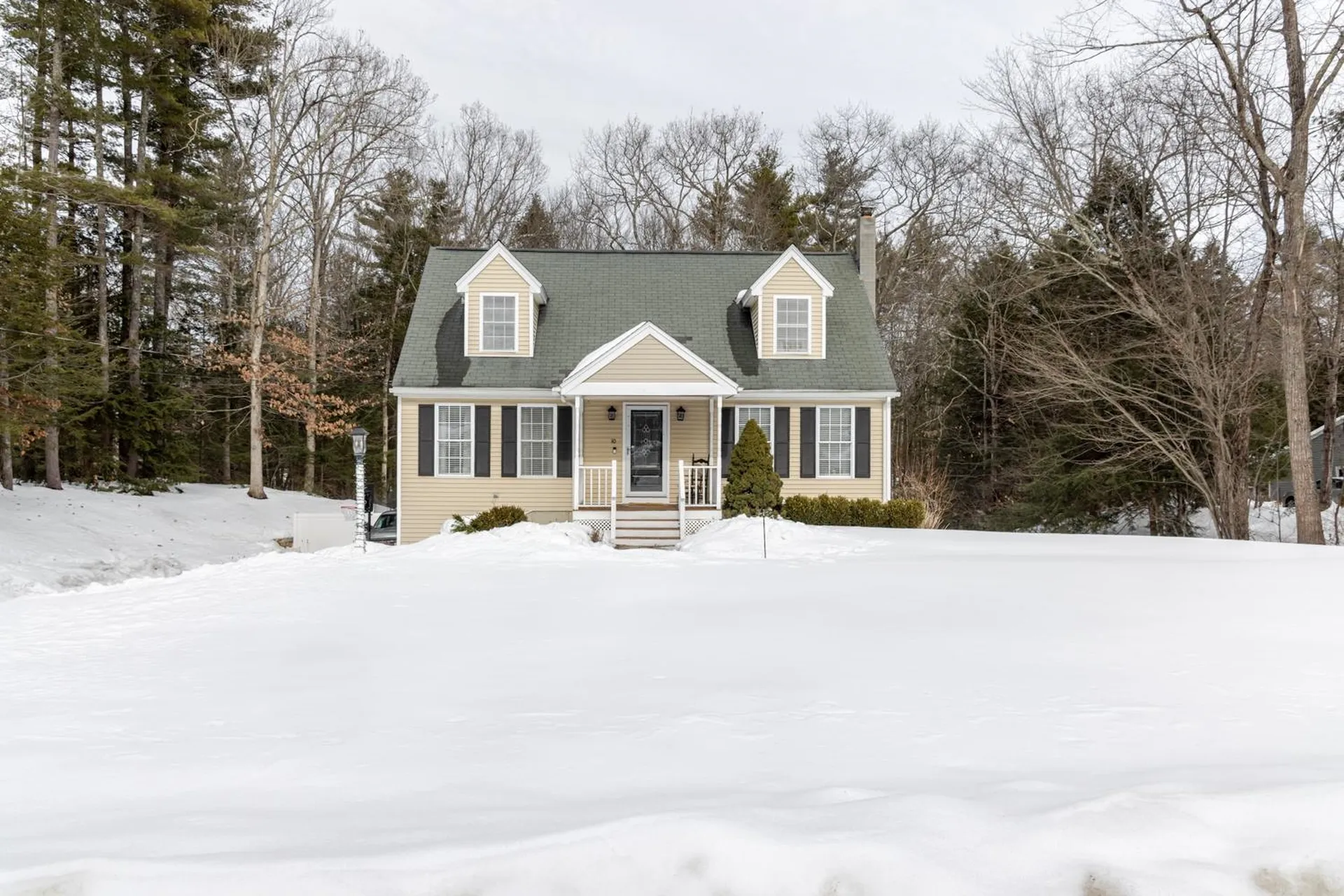 10 Rowe Drive Fremont NH 03044