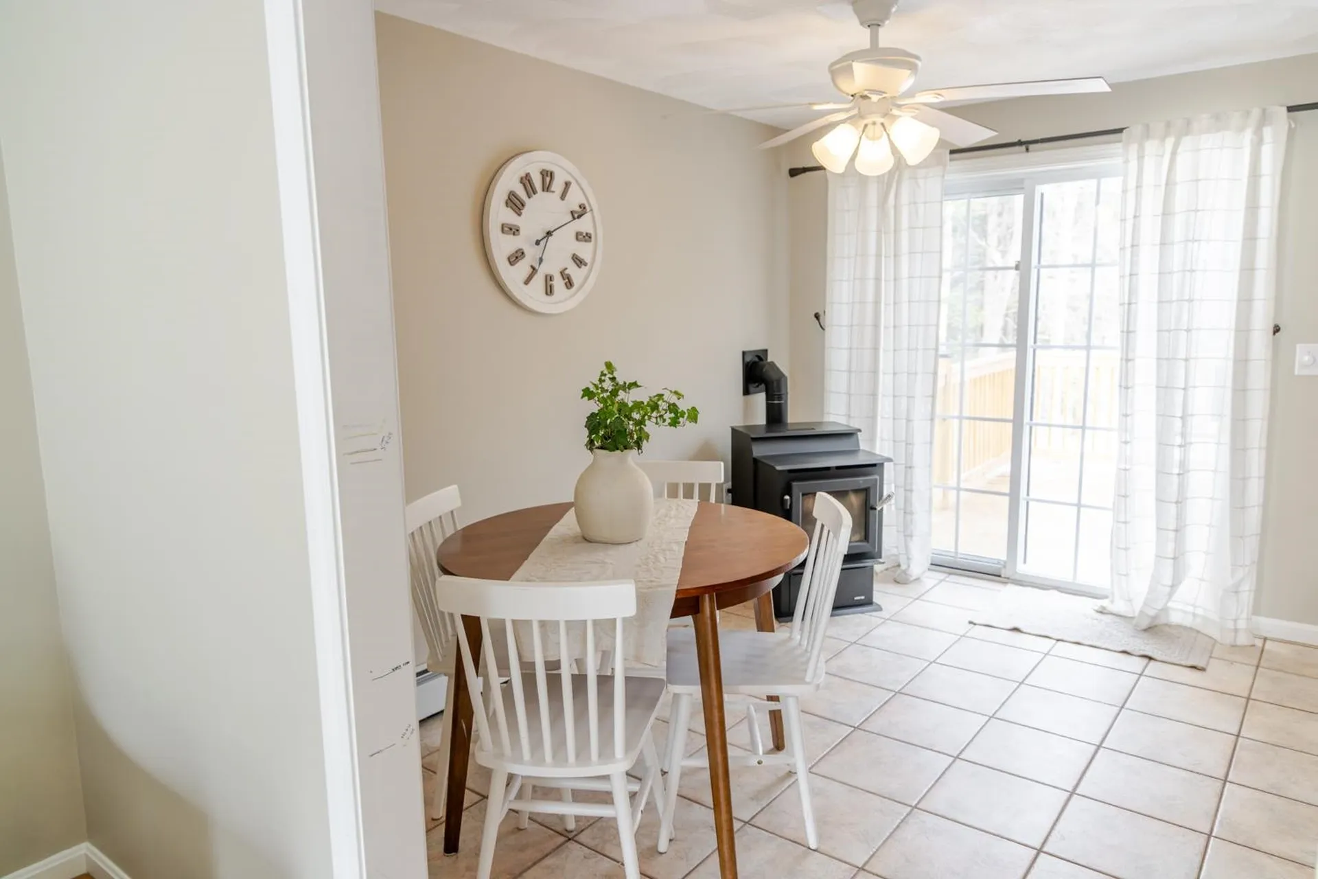 10 Rowe Drive Fremont NH 03044